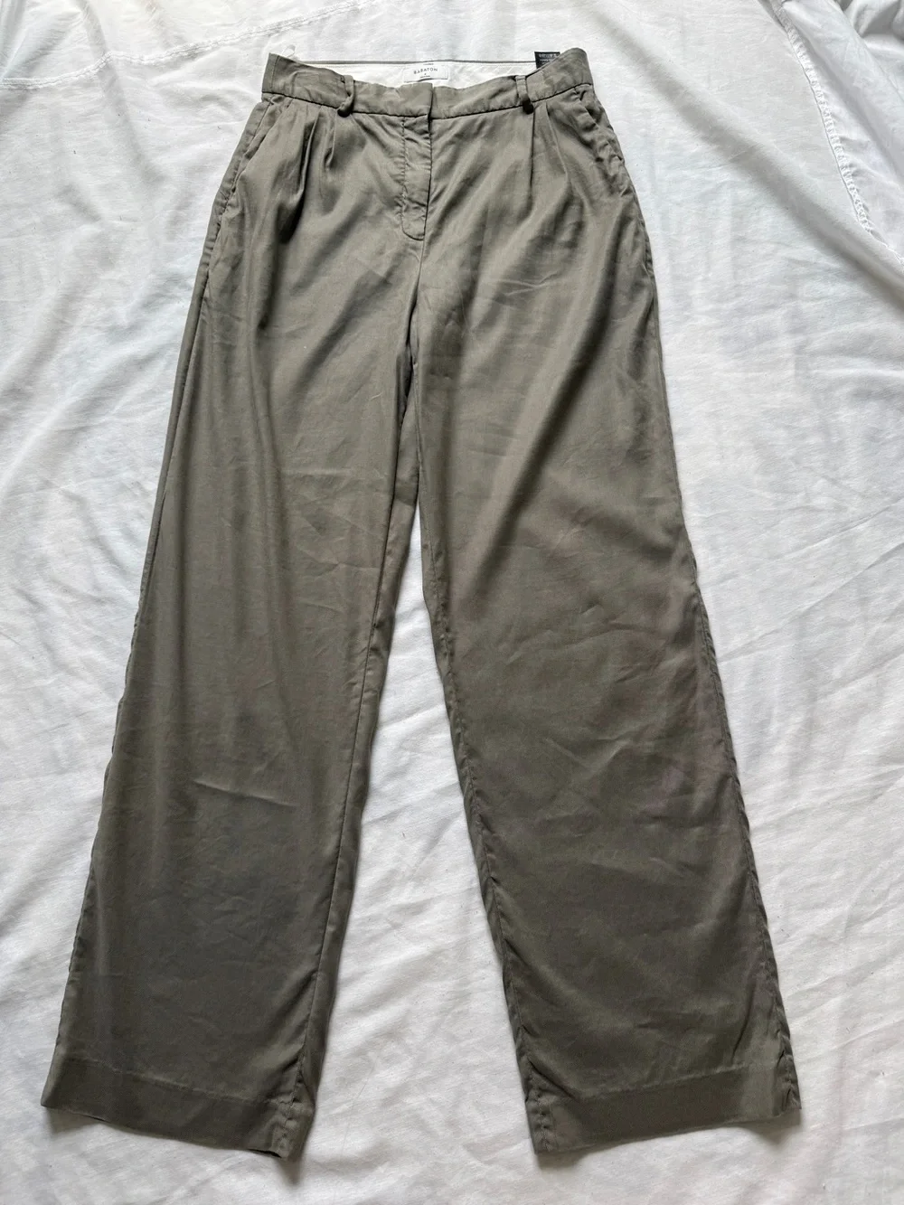 Babaton aritzia Olive-Green Pleated Wide Leg linen blend trousers 6 Read